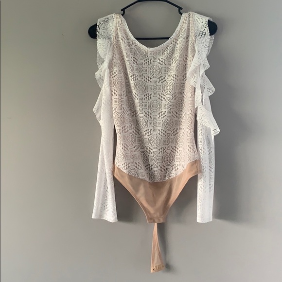 Bcbg Max Azria Anabella Lace Bodysuit White Top - Picture 4 of 5